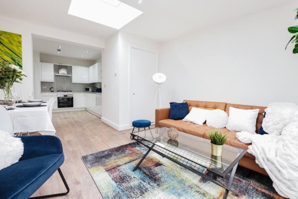 Newly Renovated Modern 4 Bed 3 Bath Apartment London Bagian luar foto