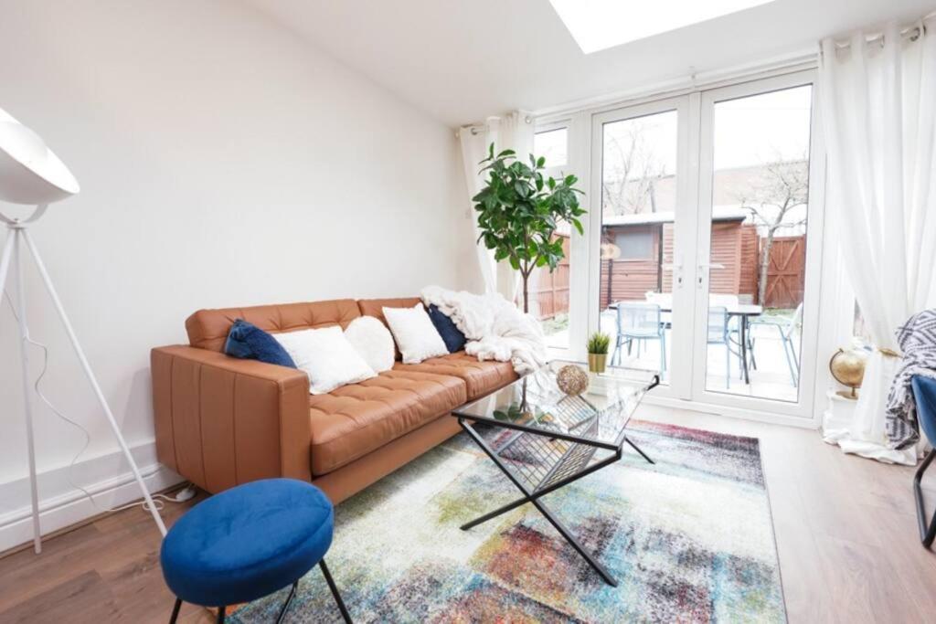 Newly Renovated Modern 4 Bed 3 Bath Apartment London Bagian luar foto