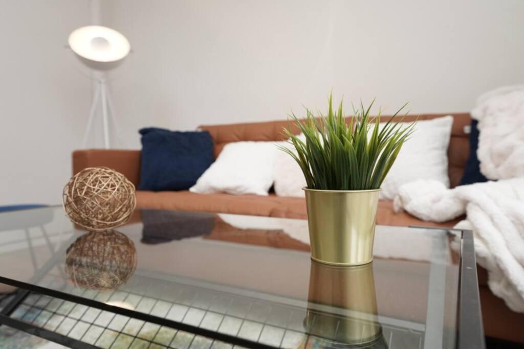 Newly Renovated Modern 4 Bed 3 Bath Apartment London Bagian luar foto